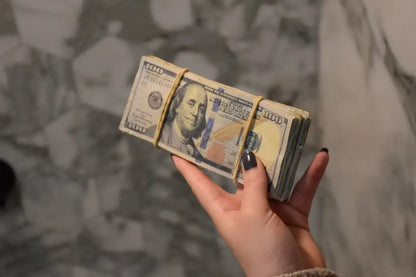 Ultra Aged Movie Prop Money - 100 Dollar Bills 1 Band