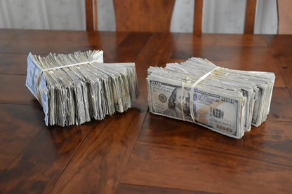 Ultra Realistic Movie Prop Money - 100 Dollar Bills 20 Bands