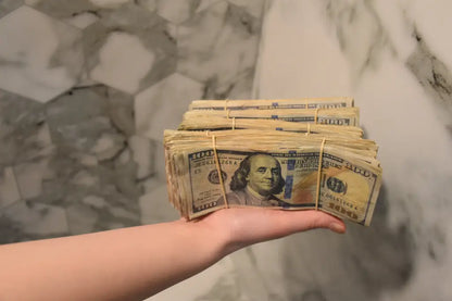 Ultra Realistic Movie Prop Money - 100 Dollar Bills 5 Bands